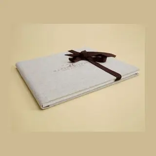 Album Book en toile de lin avec ruban — Studio Tajan